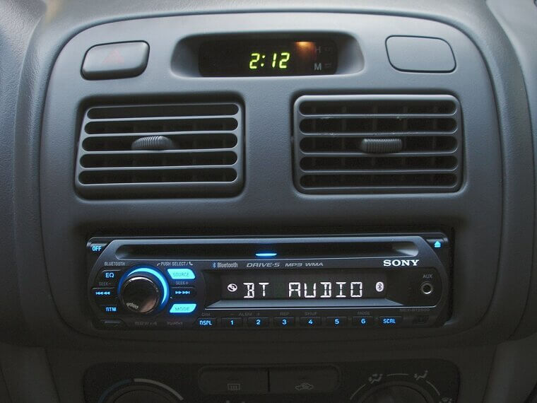 Modern Bluetooth Stereo