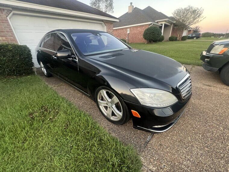 2011 Mercedes-Benz S-Class - $2,500