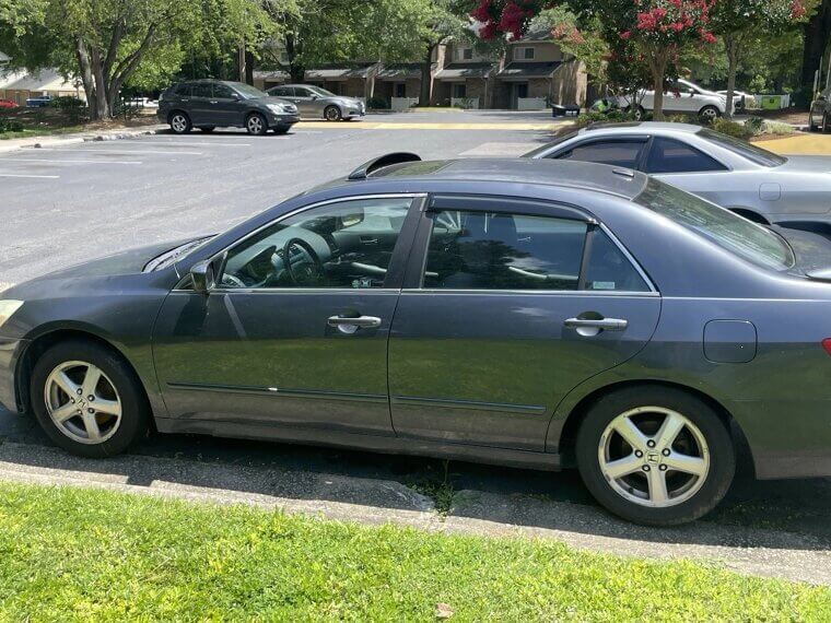 2004 Honda Accord - $700