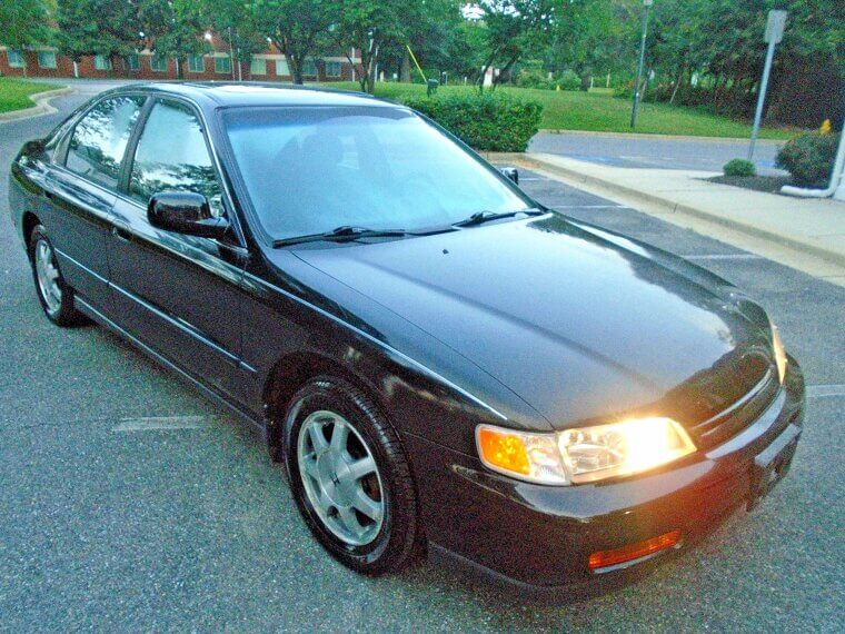 1994 Honda Accord - $2,075