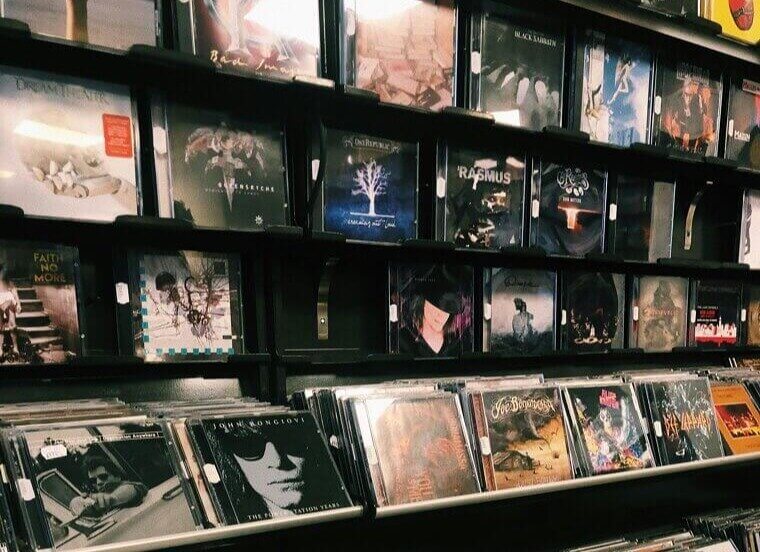 Old CDs and DVDs: Not Just Trash!