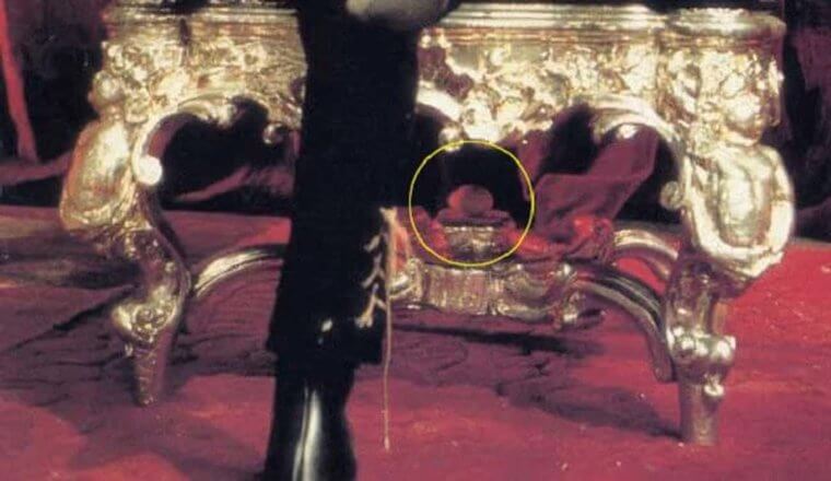 The Rocky Horror Picture Show - The Original Easter Egg?