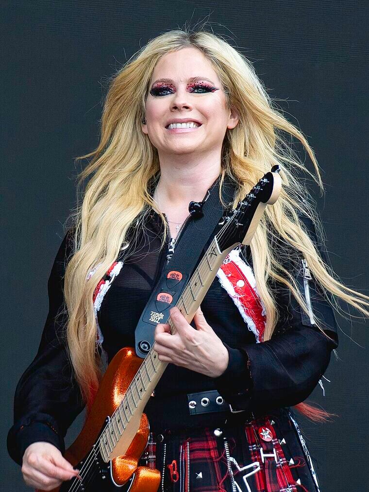 Avril Lavigne - $60 Million - Abbey Dawn Clothing Line and Black Star Fragrances