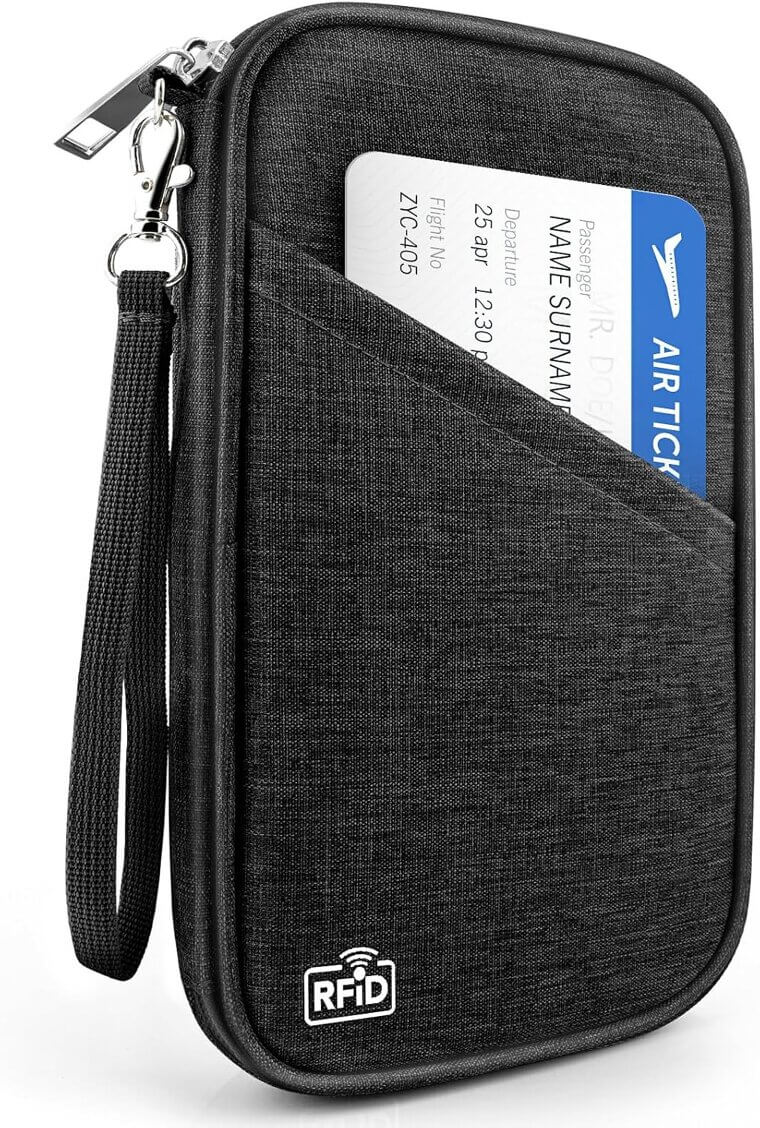 Family Passport Holder - Organize Travel Essentials with Ease - Now 29% Off!
