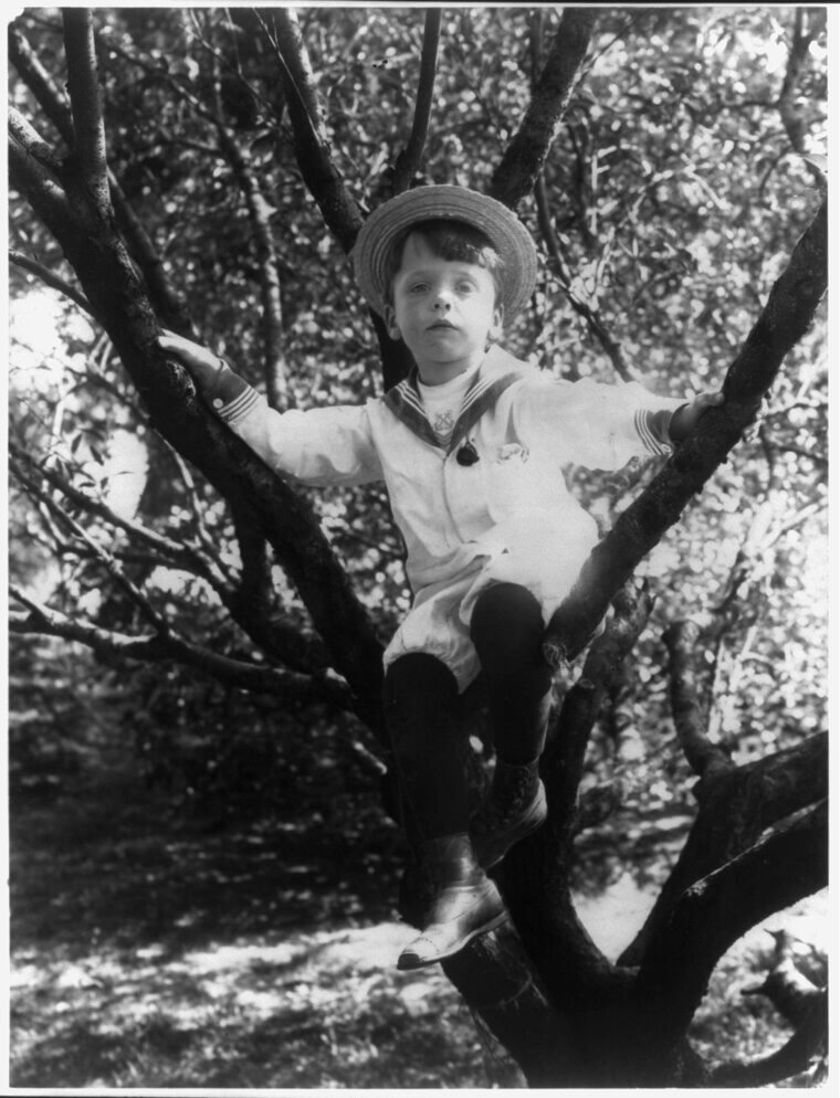 Quentin Roosevelt’s "White House Gang" Used Presidential Telegraph Lines for Pranks