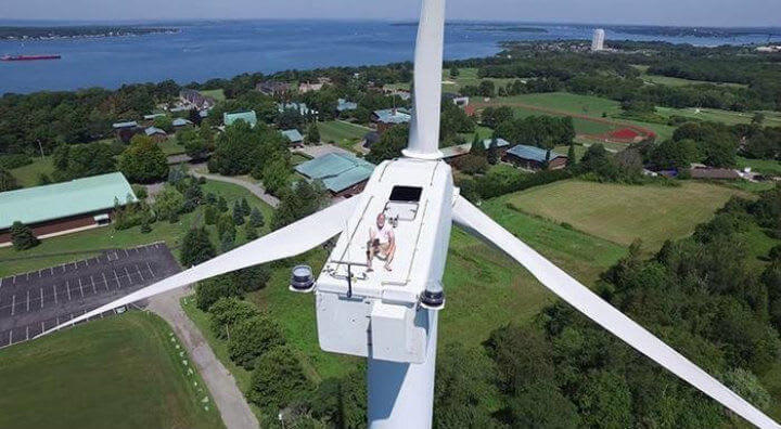 The Wind Turbine Selfie