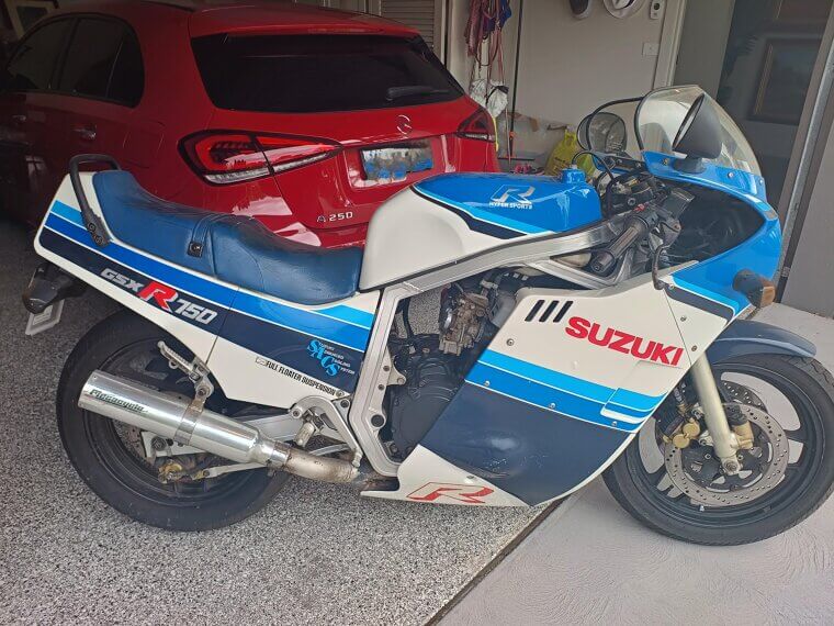 1985 Suzuki GSX-R750 Slabside