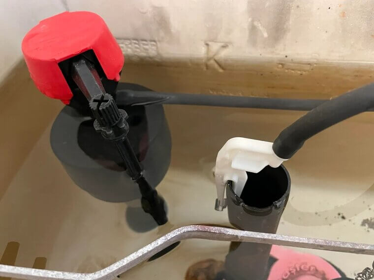 Running Toilet That Never Sleeps