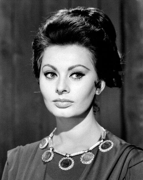 Sophia Loren: The Italian Goddess of Natural Curves