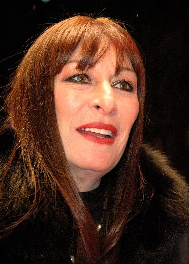 Anjelica Huston: The Unconventional and Striking Queen