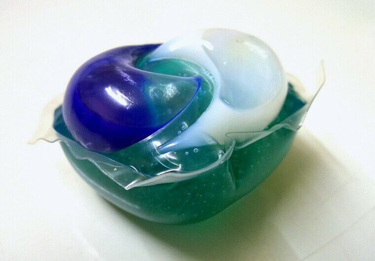 Clearing the Car Seats With Laundry Pods