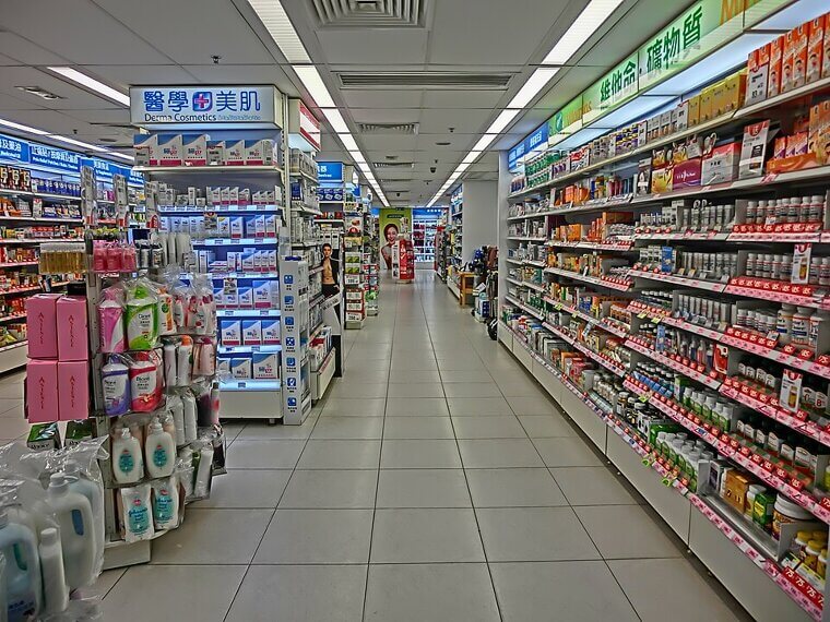 Retail Store Manager, 1990s