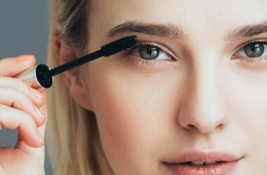 10 Ways To Create A Stunning Look With Your Mascara