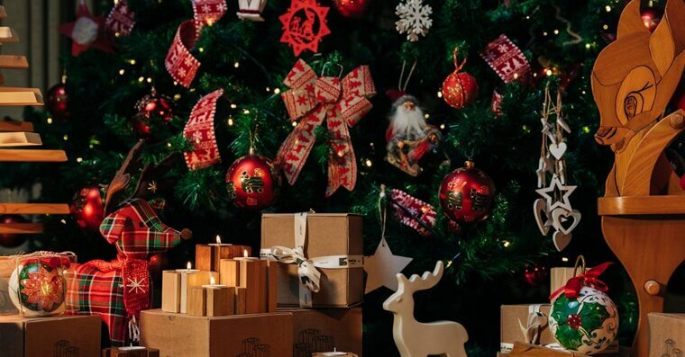 OTT Christmas Décor