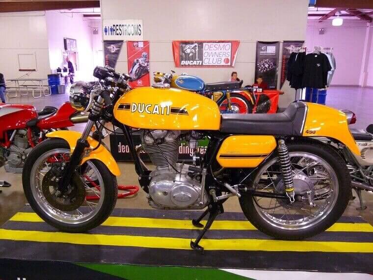 The Ducati 450 Desmo That Restorers Fight Over