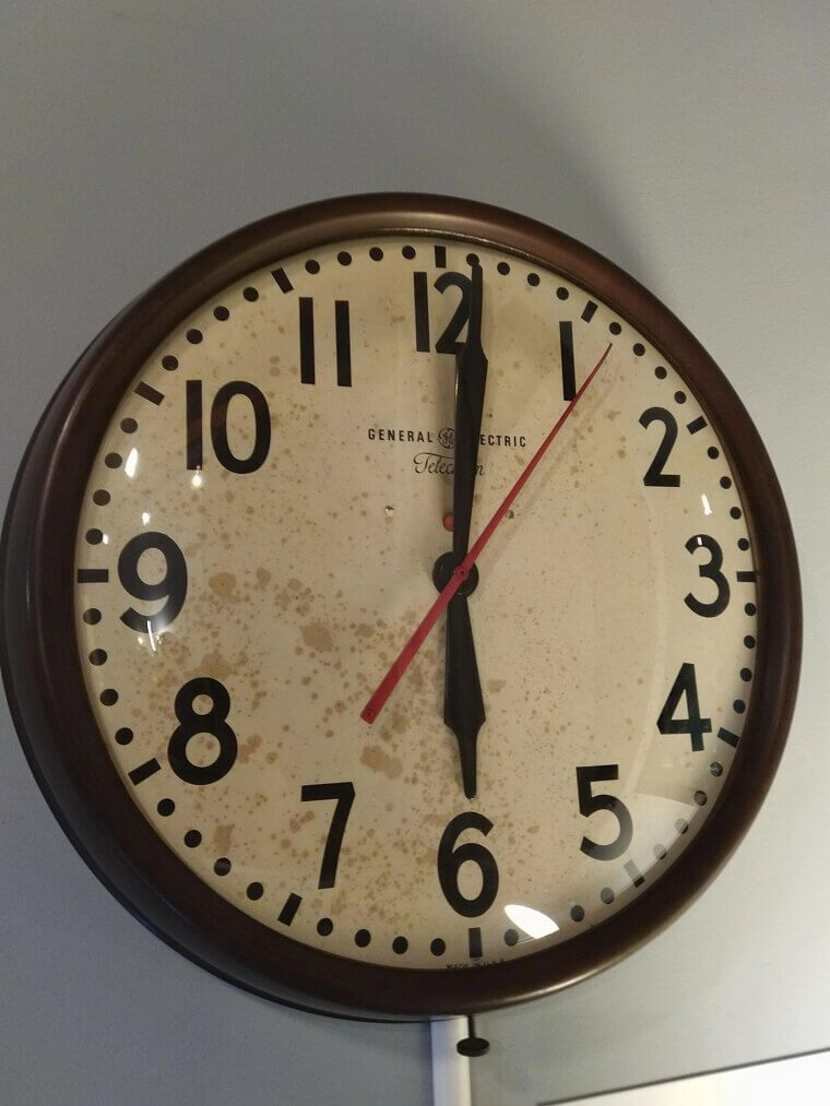 The General Electric "Telechron" Refrigerator Clock: $150 to $300