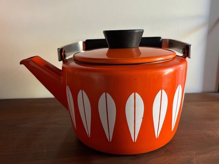 The Cathrineholm Lotus Enamel Teapot: Scandinavian Simplicity: $500 to $1,000