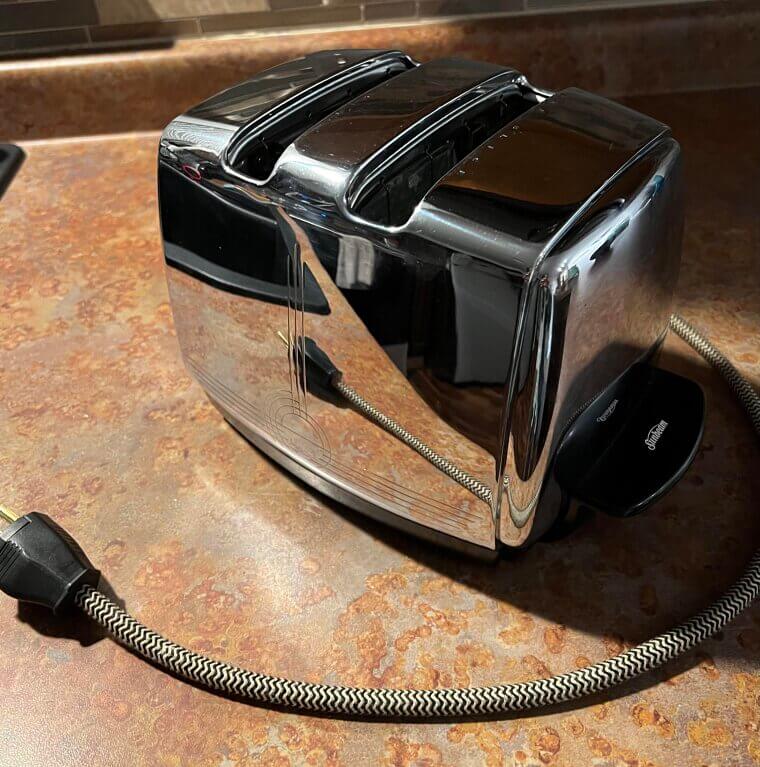 The Sunbeam T-20 Radiant Control Toaster: $200 to $400