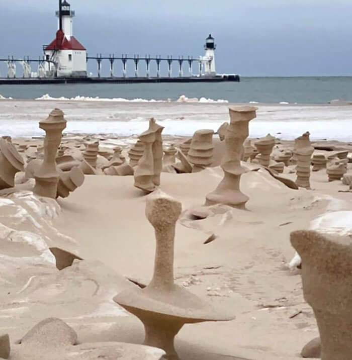 Mother Nature Formed These Frozen Sand Columns by the Sea