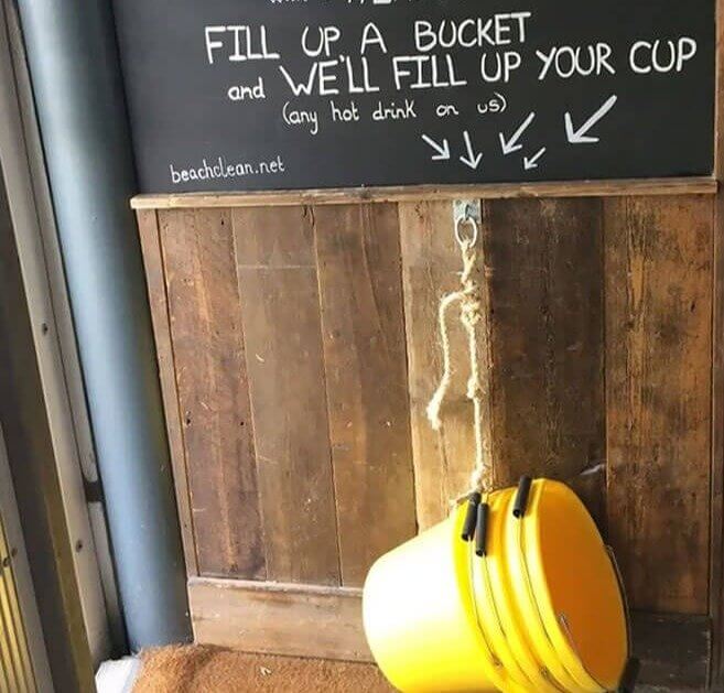 This Beach Restaurant Gives Drinks on the House if You Pick up Trash