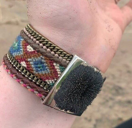 Portando Un Magnete In Spiaggia Si Scoprono Cose Interessanti