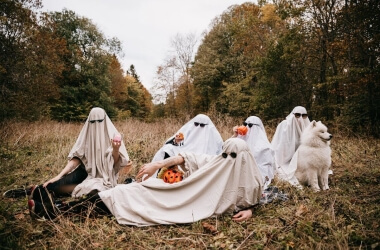 The Easiest and Best DIY Halloween Decorations You Can Make