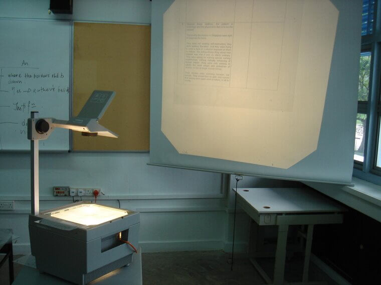 Overhead Projectors With Transparent Sheets