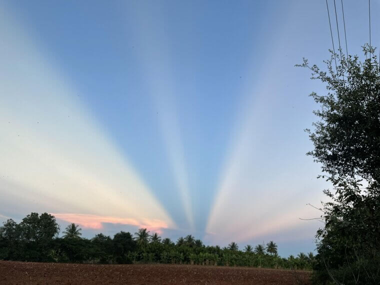 Crepuscular and Anticrepuscular Rays
