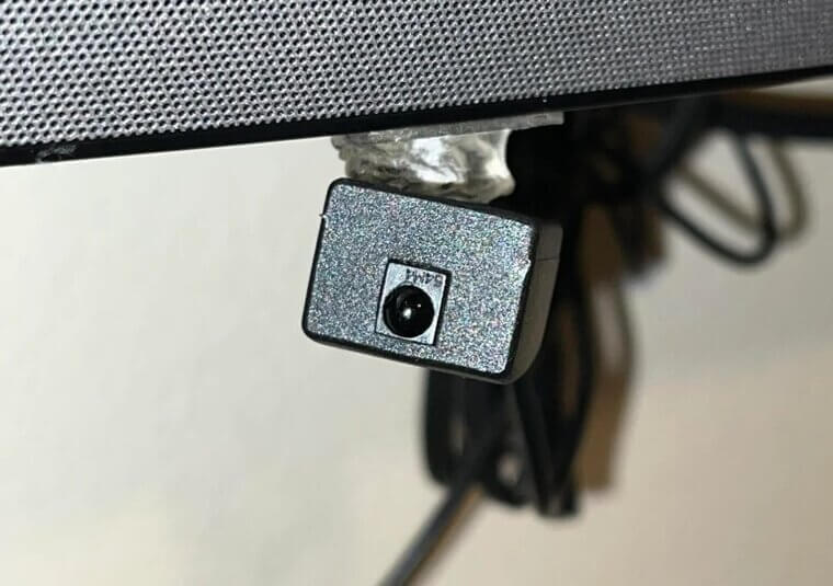 Small Lenses and Glints