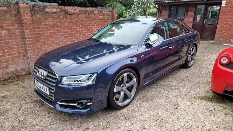 Audi S8