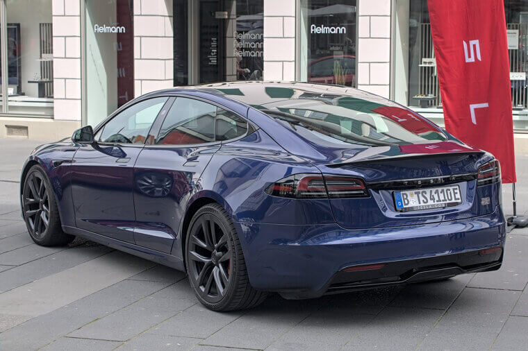 Tesla Model S Plaid