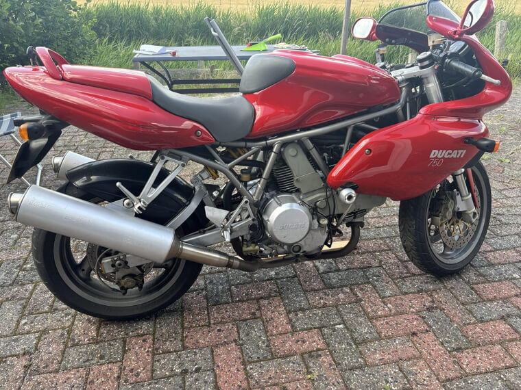 Ducati 750 SS