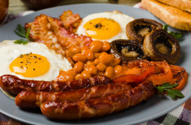 Alimentos britânicos que não fazem sentido para ninguém fora do Reino Unido