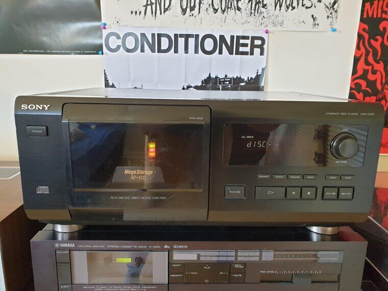 The Dedicated CD Changer (50-Disc Model)