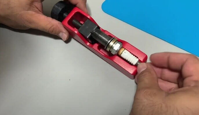 Spark Plug Gap Tool