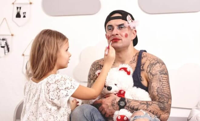 Mastering Dad Jokes Is Not Easy, But These Dads Are Up For The Challenge