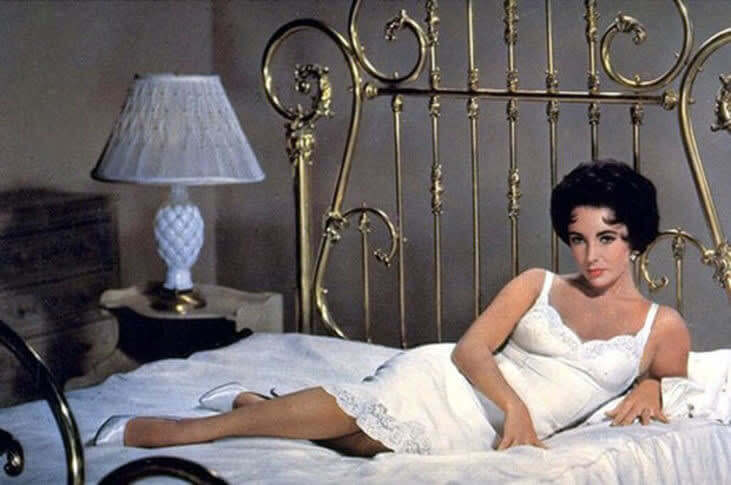Liz Taylor As Maggie Pollitt In Cat On A Hot Tin Roof