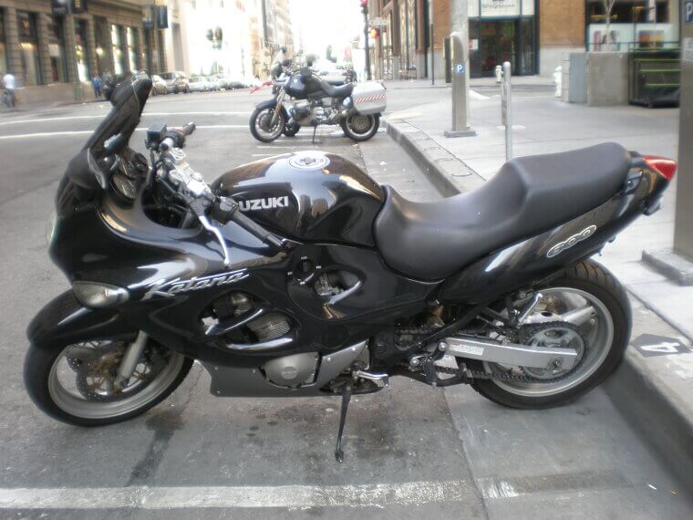 Suzuki Katana 600