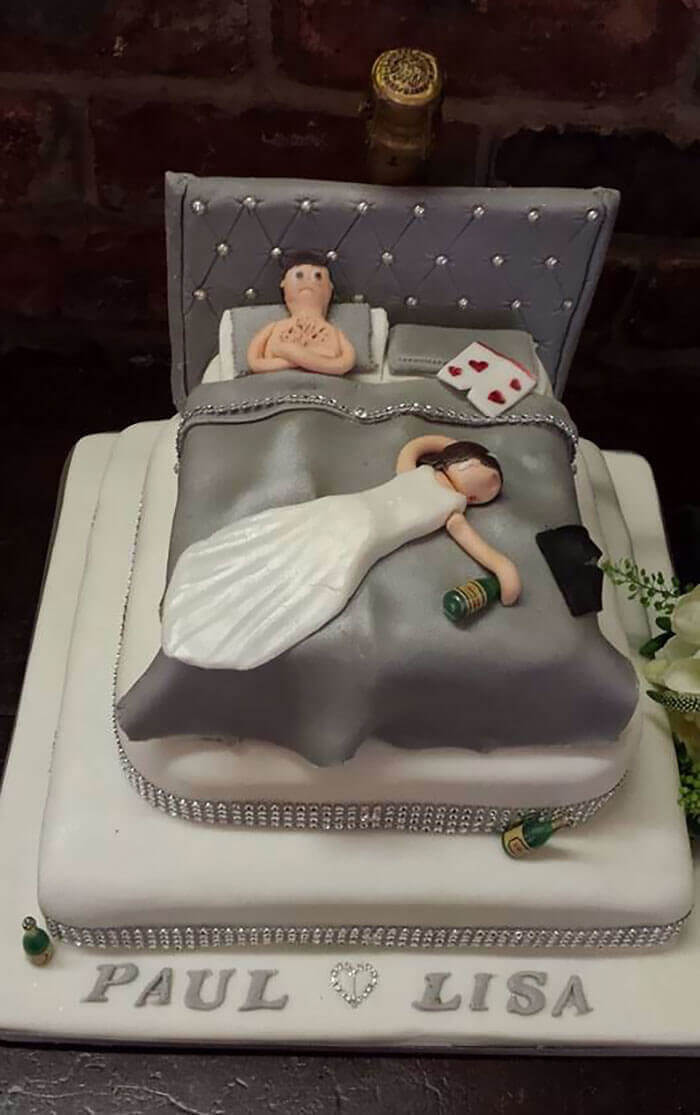 Hilarious And Bizarre Wedding Cakes That Stole The Show Visualchase 3621