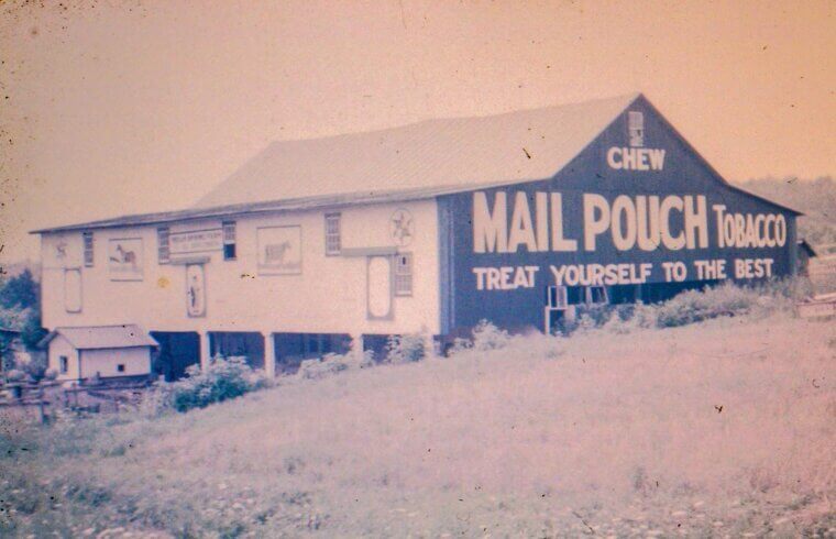 Old Wooden Barn Signs and Advertisements
