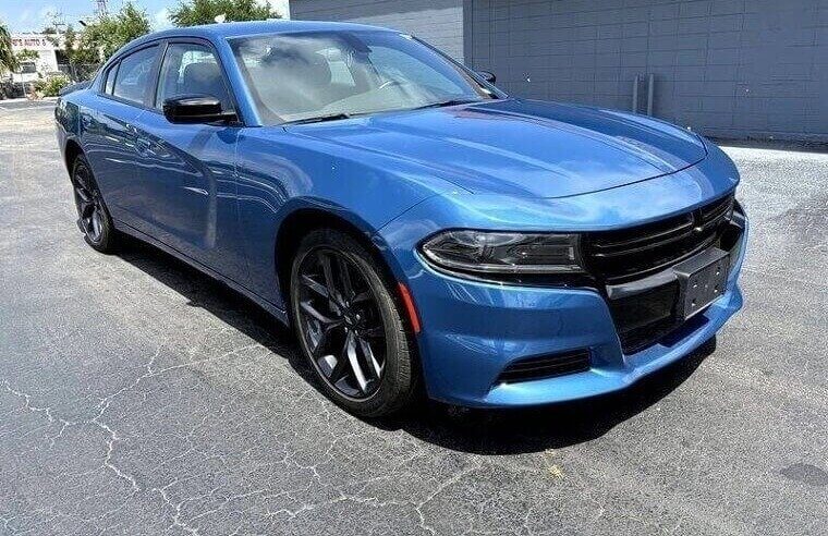 2022 Dodge Charger SXT - $14,800