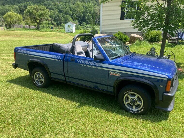 1990 Dodge Dakota SPORT - $15,000