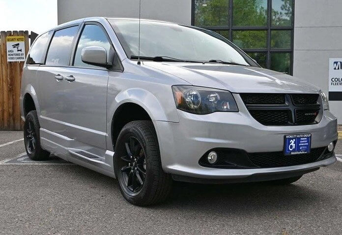 2019 Dodge Grand Caravan SE - $27,900