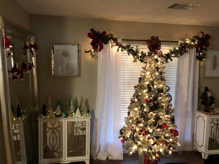 Flocked Trees and Snowy Sprays