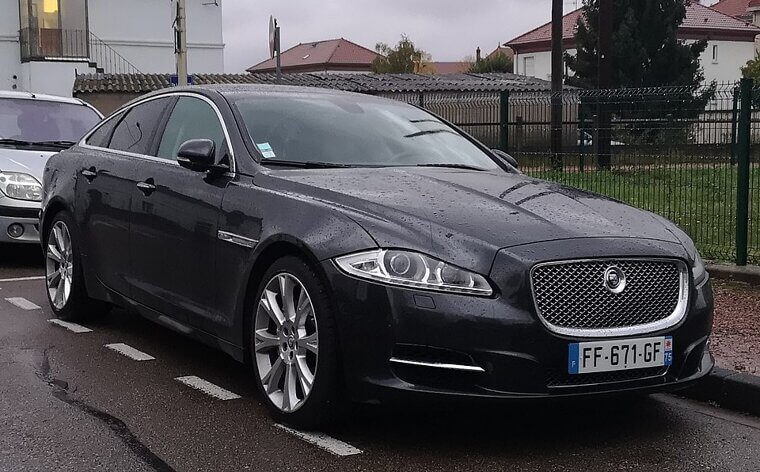 Jaguar XJ