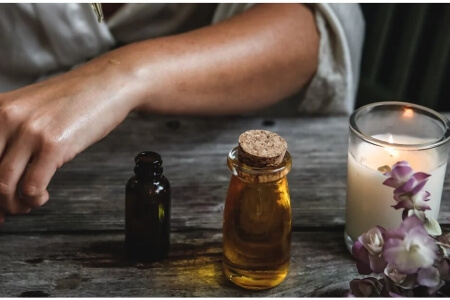 Scent and Serenity: How Aromatherapy Transforms Your Living Space