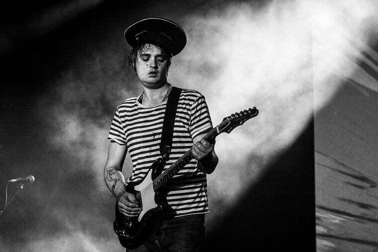 Babyshambles' Pete Doherty Walked Off In the Middle of His Germany Performance Because He Dropped His Guitar and Left