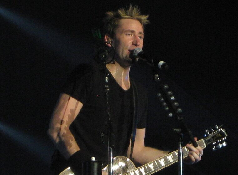 Nickelback's Chad Kroeger Walked Off In the Middle of His Portugal Festival Because the Crowd Threw Rocks at the Band