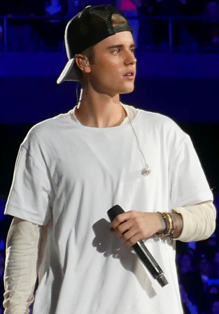 Justin Bieber Walked Off In the Middle of His England Concert Because the Fans Would Not Stop Screaming