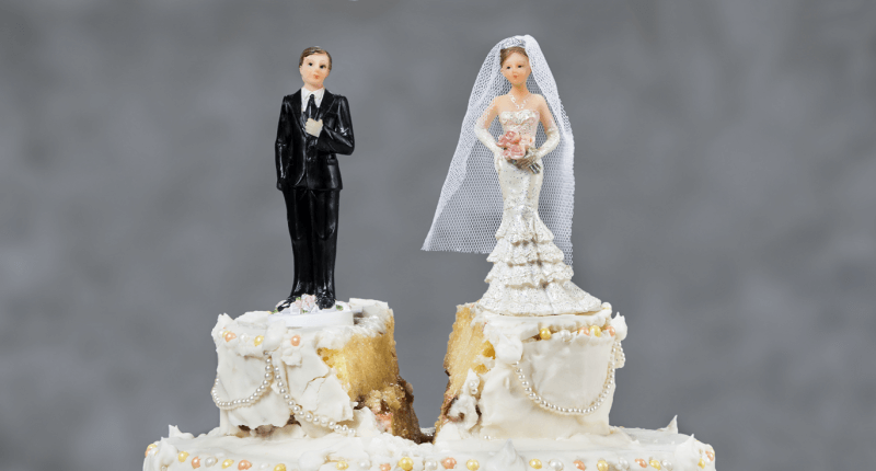 Humorous Cakes That Show Marriage Can End With a Laugh
